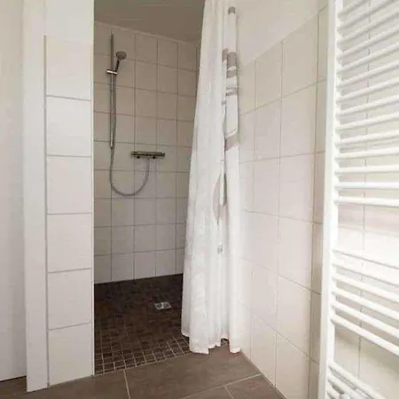 Knurrhahn, Eg, Dengler Apartament *